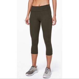 Speed Up Crop in Dark Olive / Lululemon